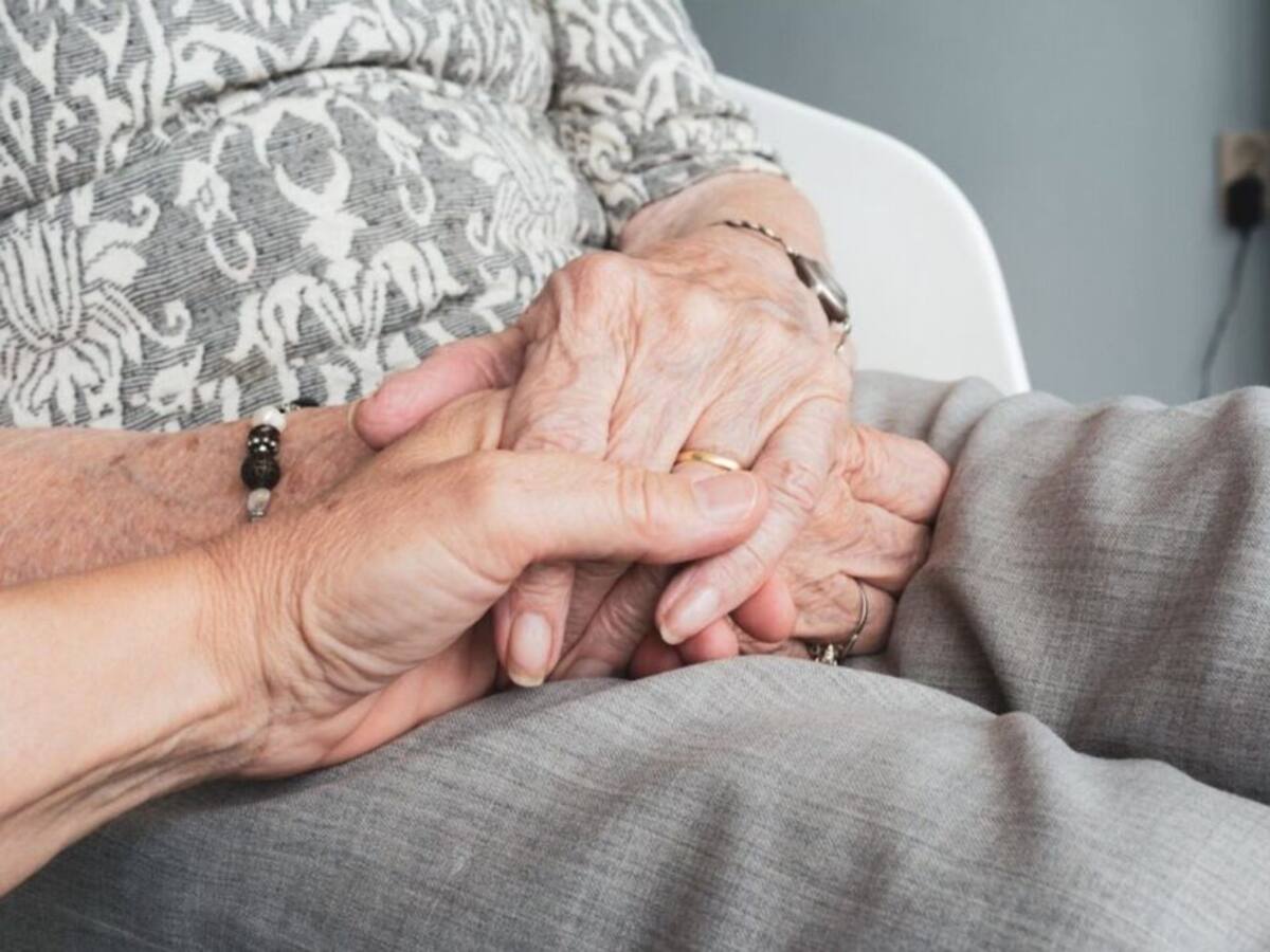 Inés Francés: "El maltrato a los mayores no es solo físico, es psicológico o económico también"