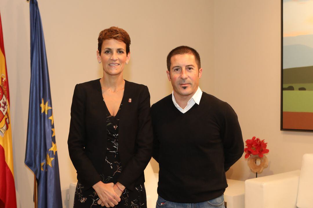 La Presidenta de Navarra, María Chivite, junto al presidente de la Federación de Municipios y Concejos de Navarra, Juan Carlos Castillo