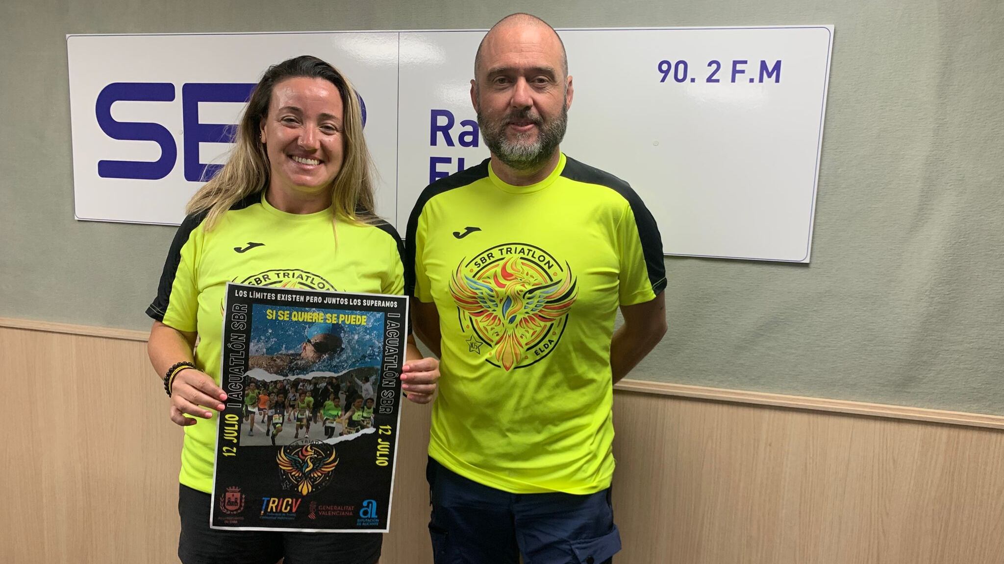 Verónica Sirvent y Daniel Albert, técnico y presidente del SBR Triatlón