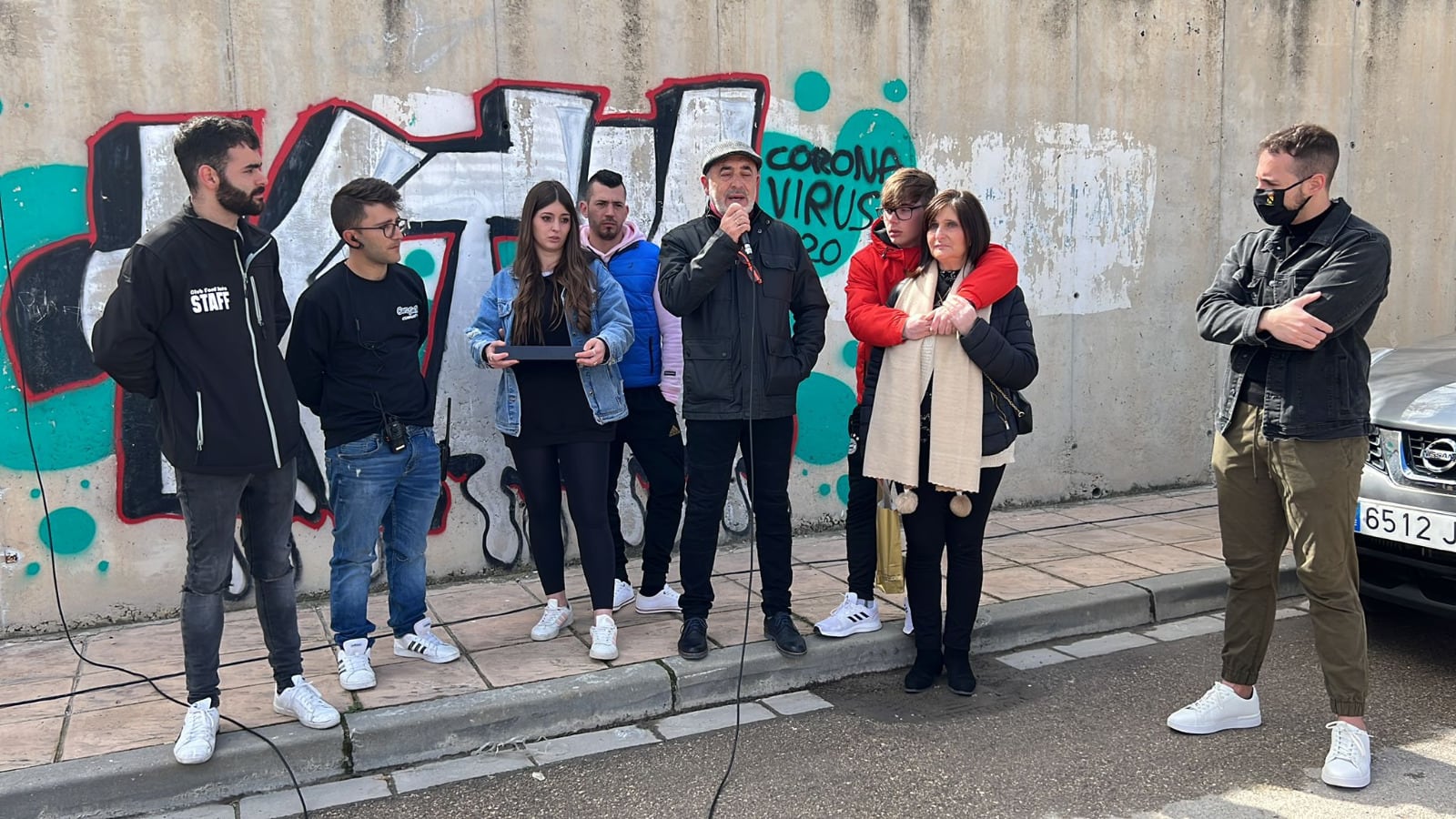 Los familiares de Fran Linde, muy emocionados en el acto