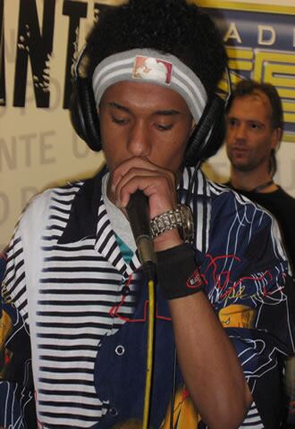 El grupo de rap callejero Pachamama Crew