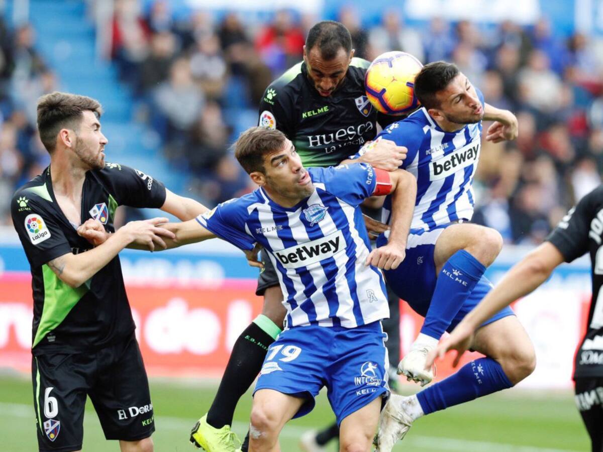 El Alavés se abona a las remontadas