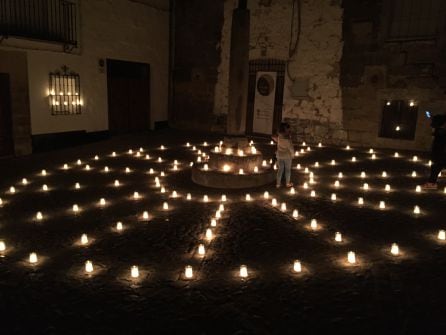 Las plazas de Baeza adoptan un ambiente muy especial