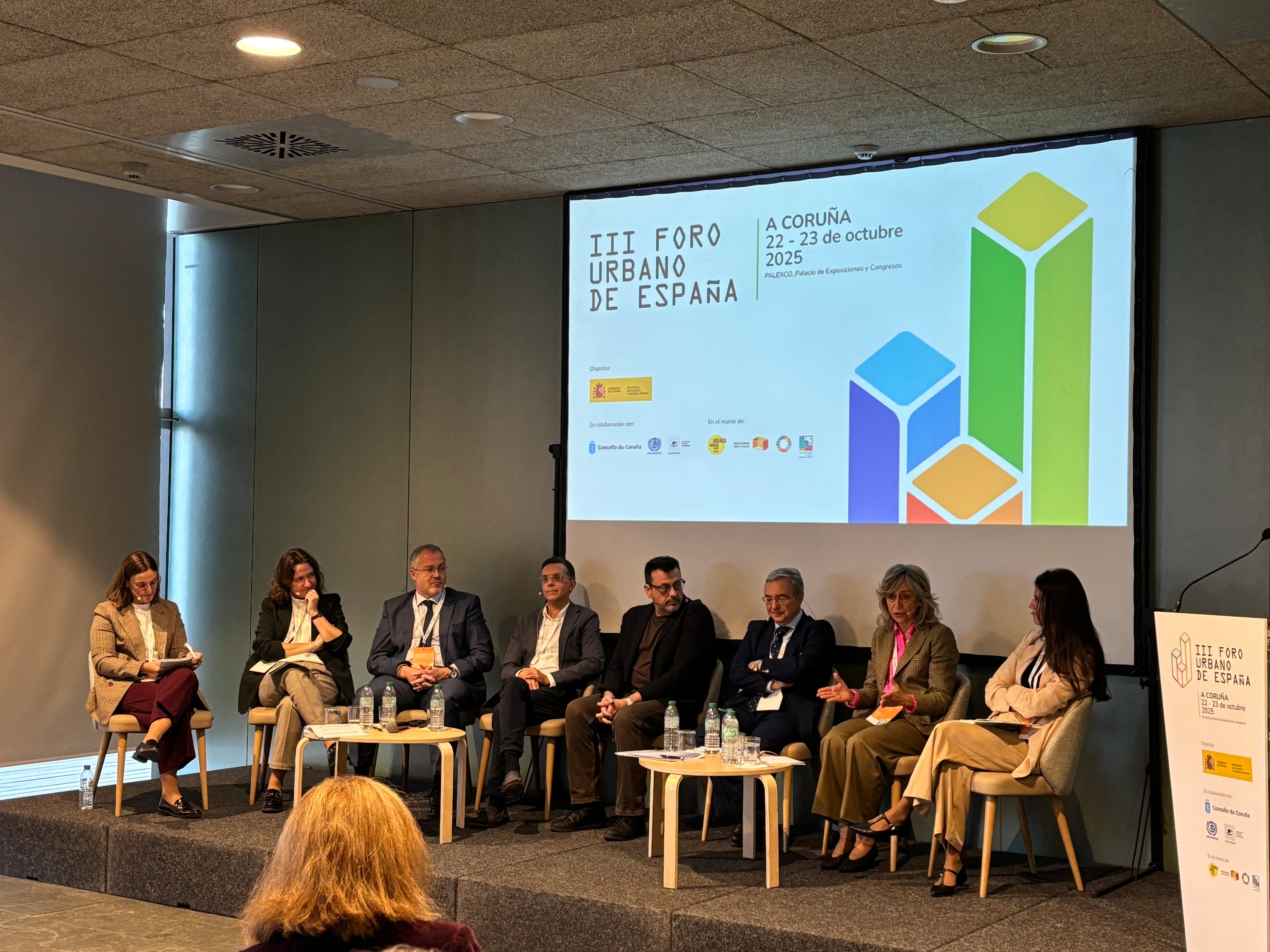 La vicepresidenta de la Diputación de Palencia en el foro