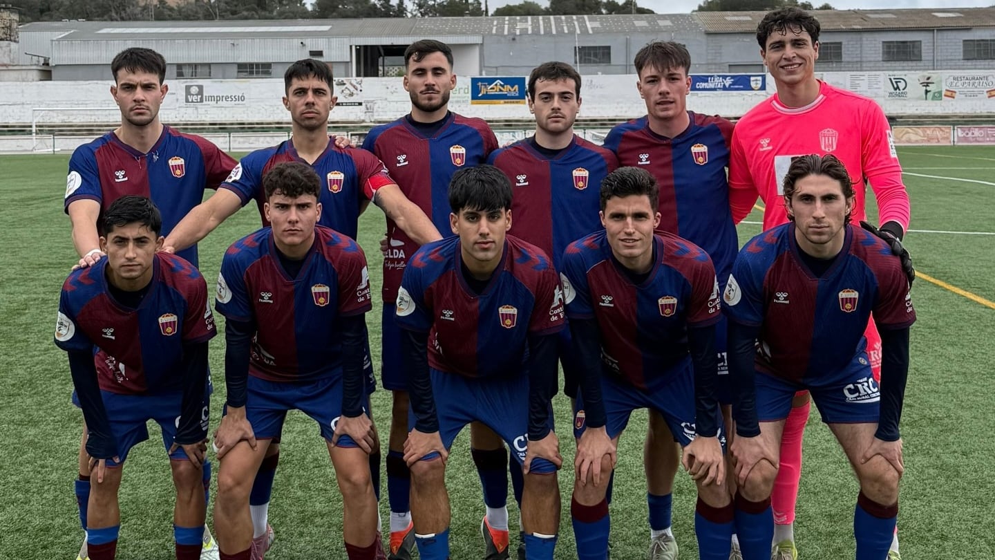 El Eldense B ya es líder del grupo