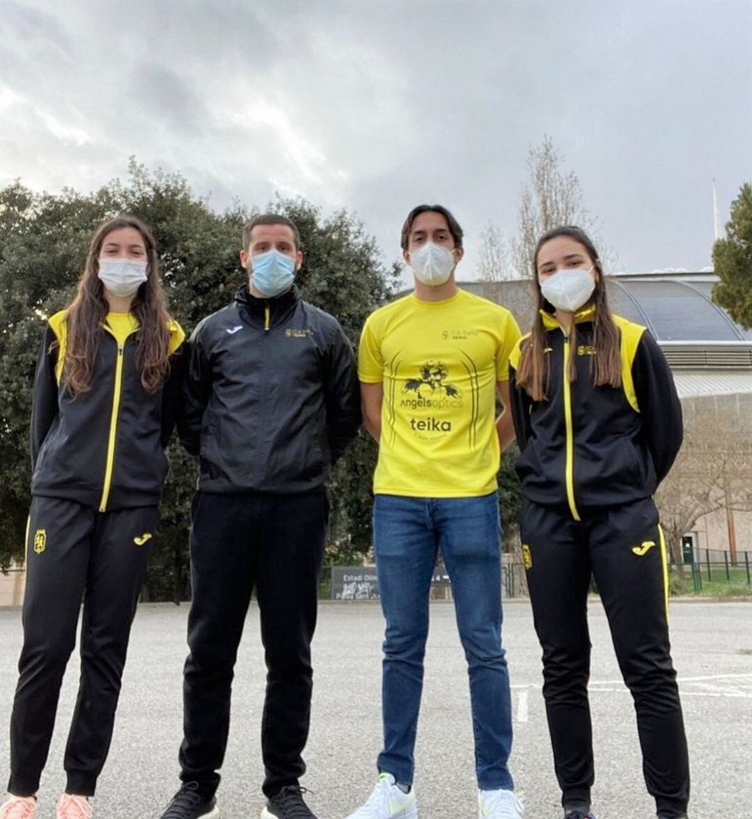 Irene Escrivà y Laura Sanchis, con sus entrenadores, Iván Martínez y Sergio Palomino, en Barcelona