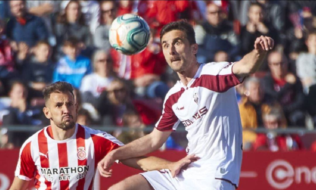 Kecojevic en una acción en el partido contra el Girona