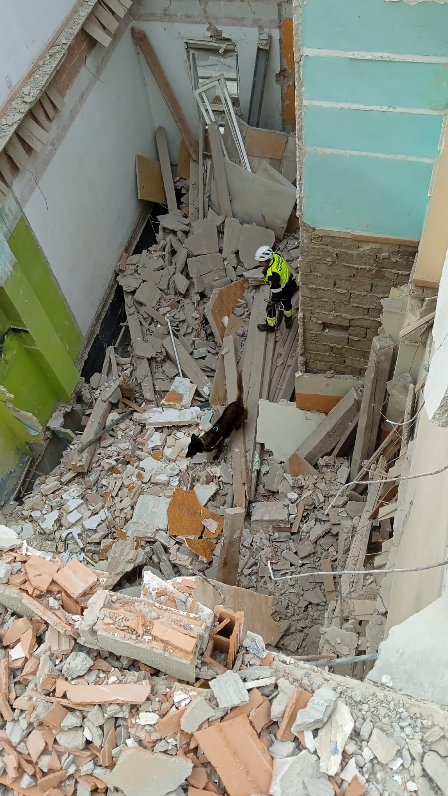 Derrumbe en la calle Berenguer Mallol de València