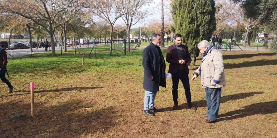 Los delegados municipales Rubén Pérez y José Antonio Díaz visitan el parque de Timanfaya