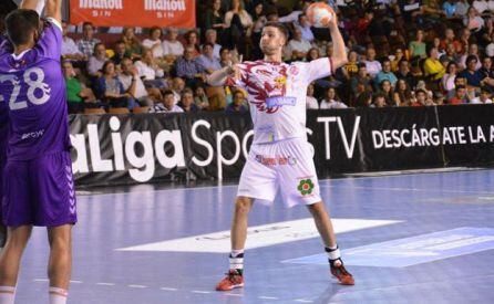 El Palacio podría haber visto los últimos minutos de David Fernández como ademarista