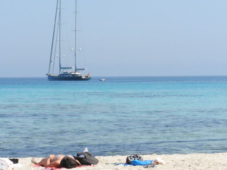 Imagen de archivo de una playa de Formentera