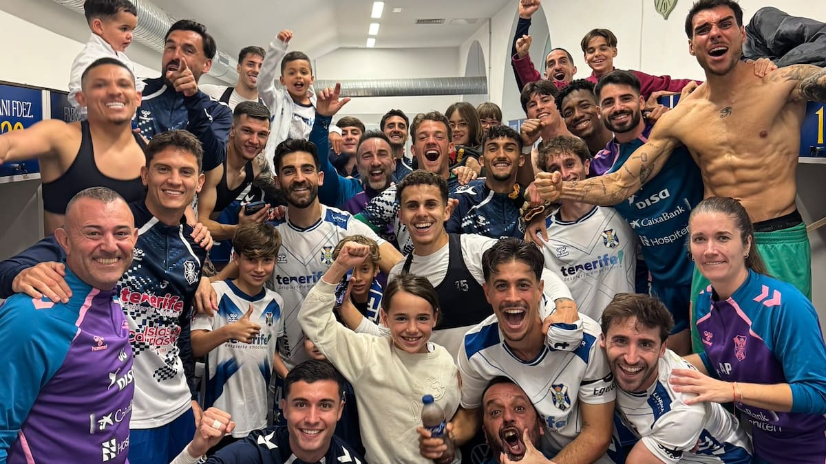 Enésimo elogio al CD Tenerife de Cervera: "No da opción a nadie de discutirle el liderato"