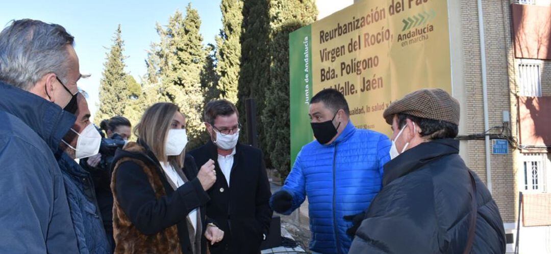 Visita de la consejera Marifrán Carazo al Polígono del Valle de la capital.