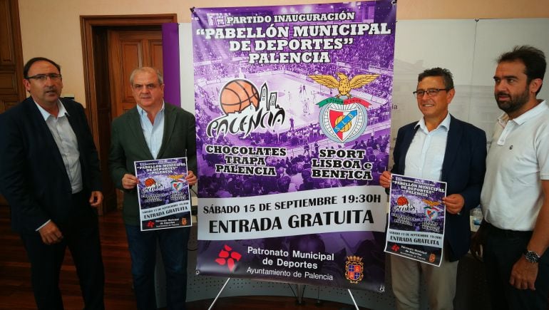 Presentación del partido en el Ayuntamiento de Palencia