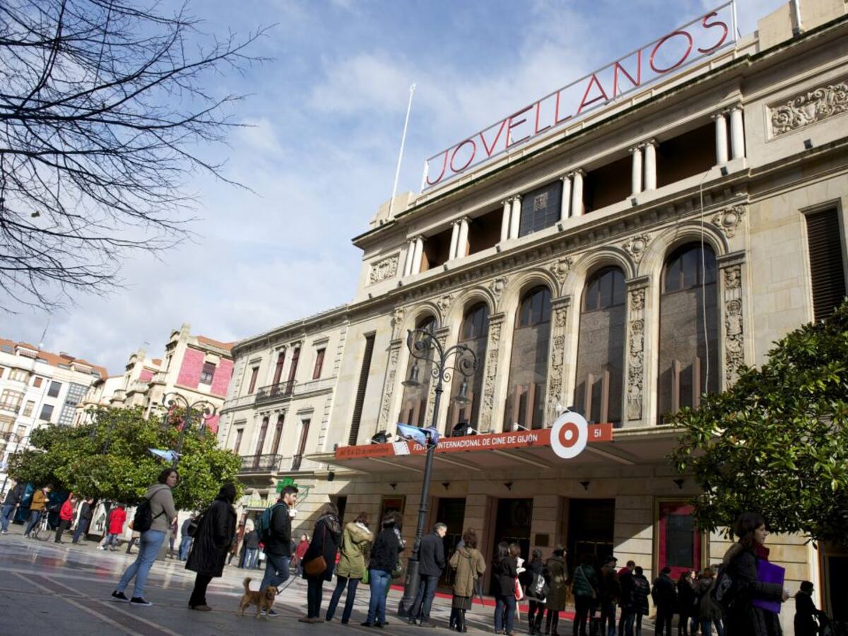 El Jovellanos, escenario de un ciclo de teatro dedicado a la mujer