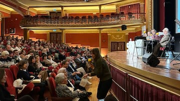 El Día Mundial de la Radio desde el Teatro Olimpia de Huesca