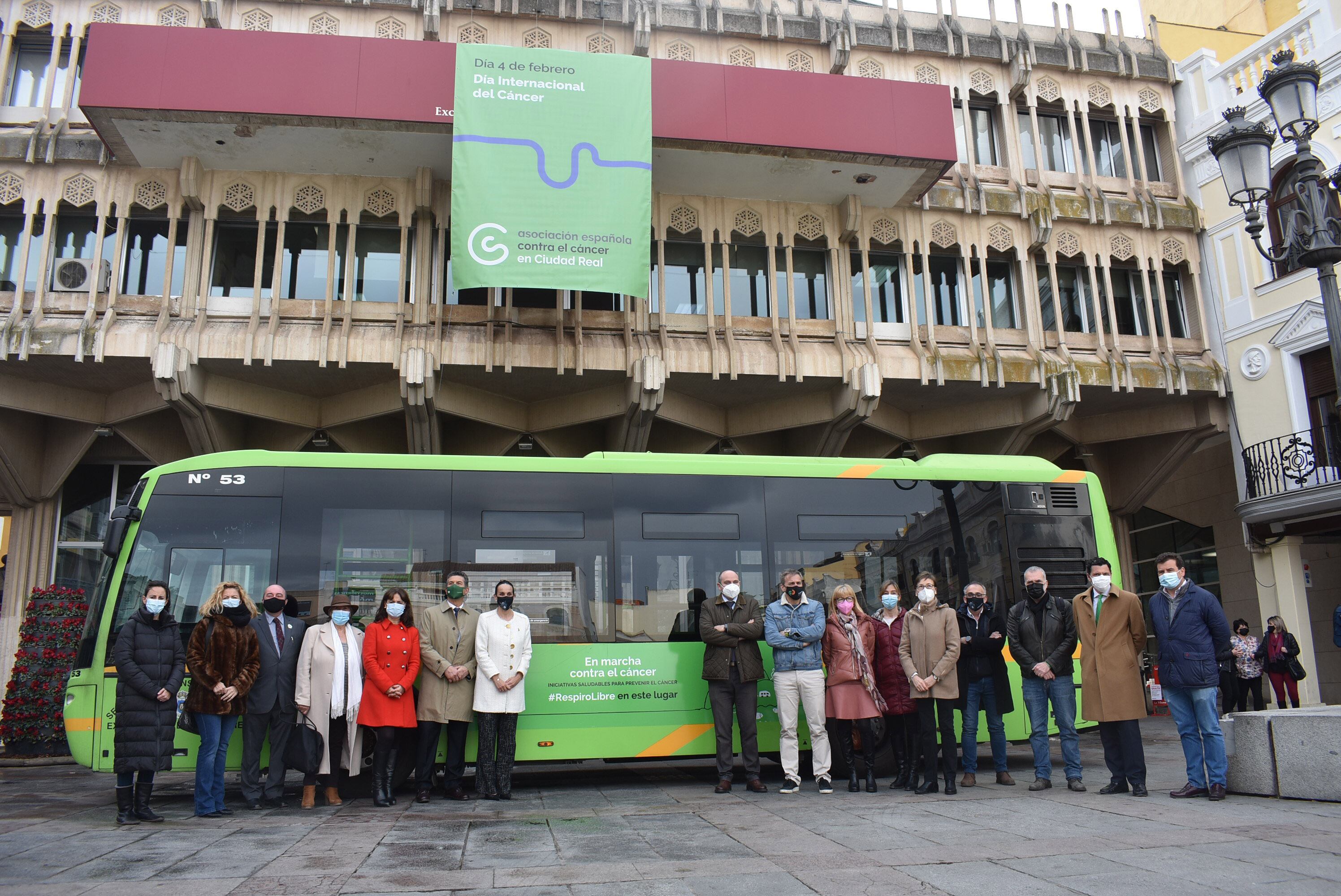 Con motivo del Día Contra el Cáncer se han llevado a cabo diferentes iniciativas para dar visibilidad a la lucha contra esta enfermedad