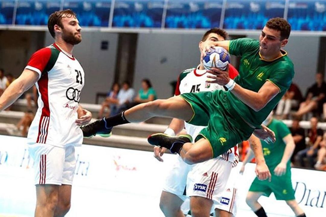 Pedro Pacheco en una acción con la camiseta de Brasil en el Mundial Junior de Pontevedra 