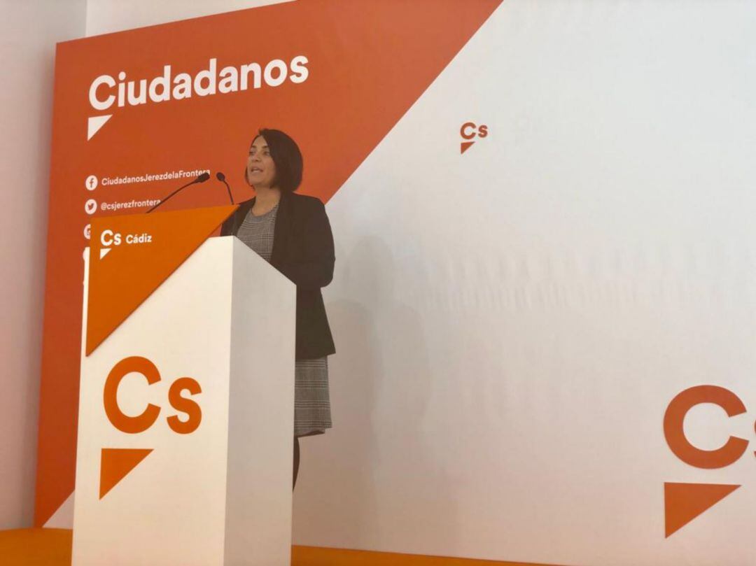 María del Carmen Martínez en la sede provincial de Ciudadanos en Jerez