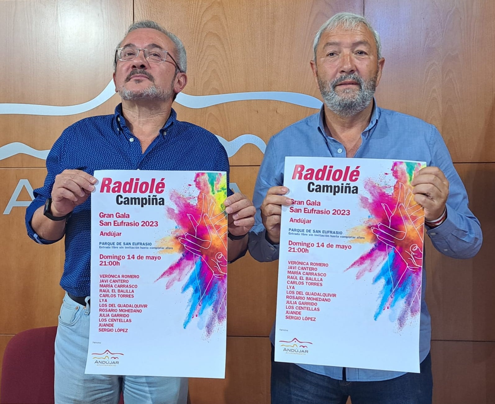 Manuel Expósito y Lucas García presentando la Gala Radiolé Campiña en honor a San Eufrasio.