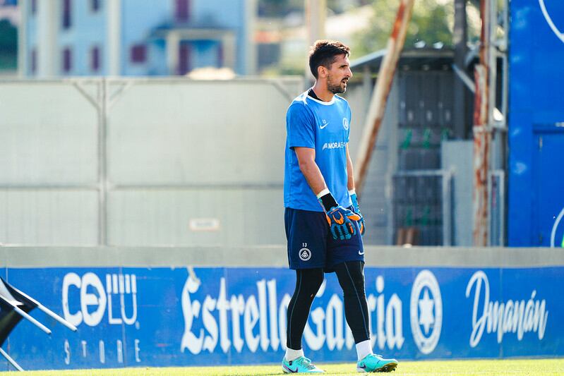 Oier Olazábal, titular en els últims dos partits i podria diumenge tornar a deixar la porteria a zero