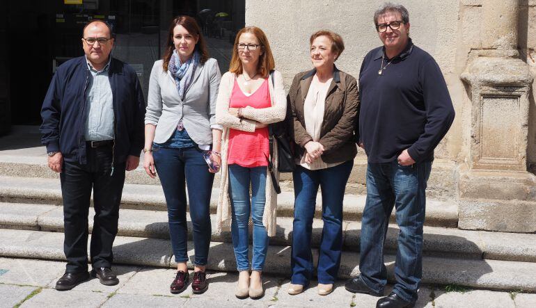 Pedro José Muñoz, María de los Ángeles García, Carmen Iglesias, Ana Moreno y José Antonio Herráez (de izquierda a derecha)