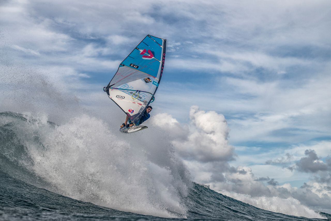 Víctor Fernández (Duotone / ION / Ayto. El Ejido) ha cerrado la temporada 2025 del circuito unificado IWT–PWA en cuarta posición de la clasificación general.