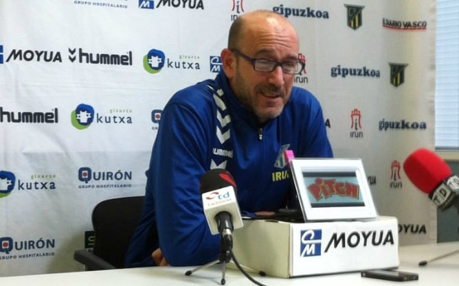 Fernando Bolea habla en rueda de prensa de la visita del Huesca.