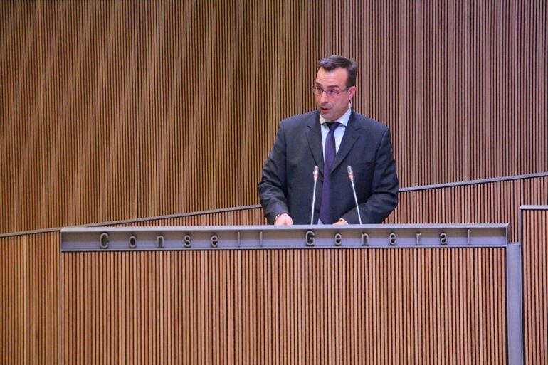 El vicepresident del grup demòcrata, Daniel Armengol, defensa els comptes del 2015