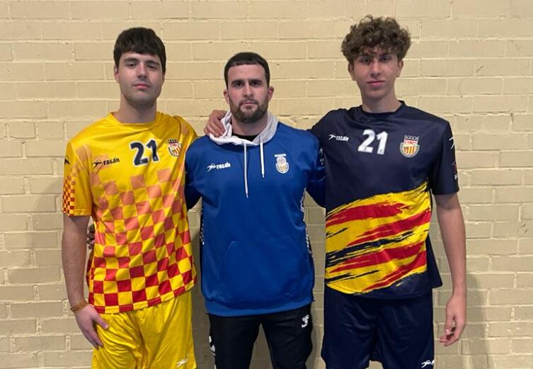 Iván Pueyo y Nicolás Porcel, junto a Lucas Calvo, representan al BM Huesca en estos campeonatos