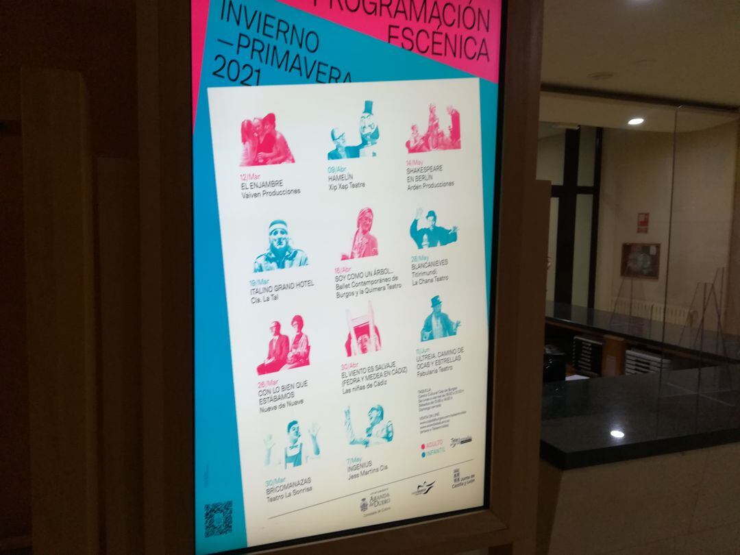Calendario de las actuaciones en el panel de la Casa de Cultura