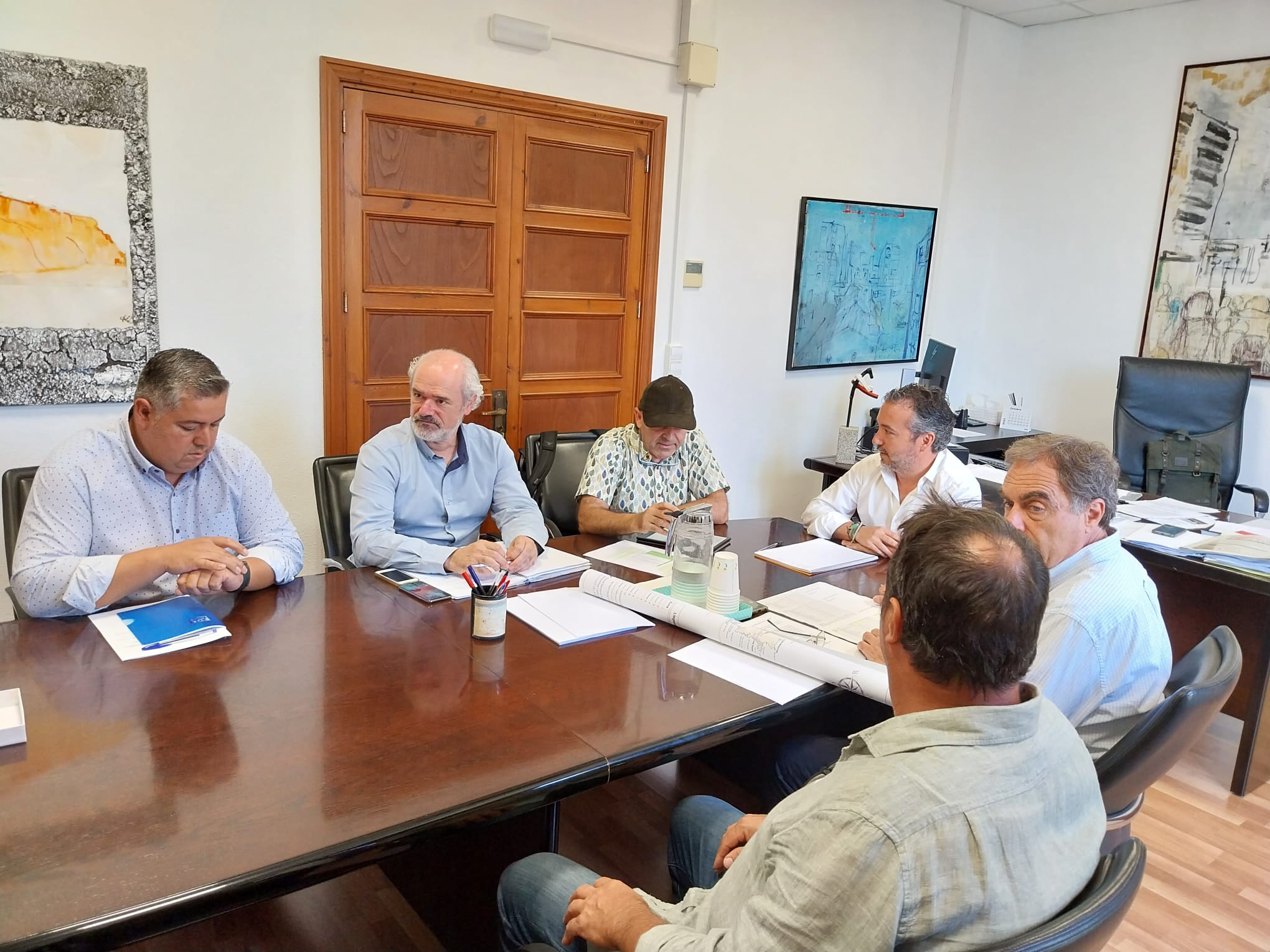 Reunión entre el Consell y la Plataforma Indignats per la MA-10