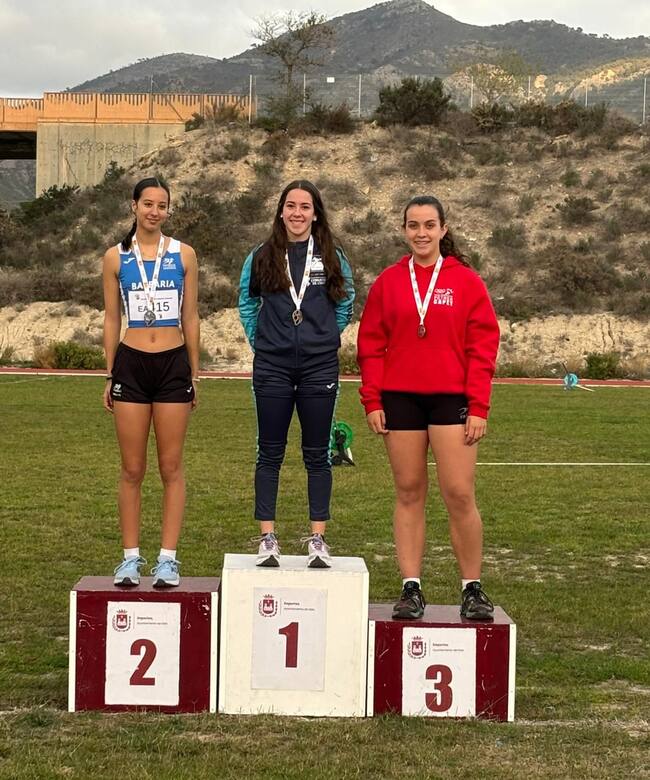 Anhara Ortega, tercera en el podio