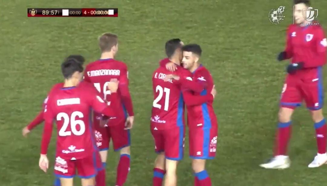 Los jugadores del Numancia celebran el cuarto gol ante el Lorca Deportiva.