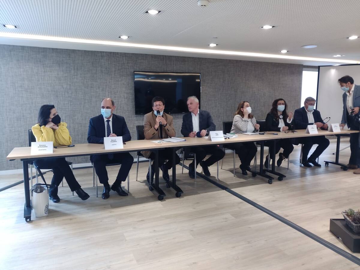 La misión europea emitirá en tres meses el informe final sobre las menores tuteladas