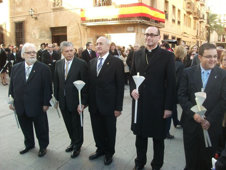 Román Parres en el centro y Sabuco a la derecha