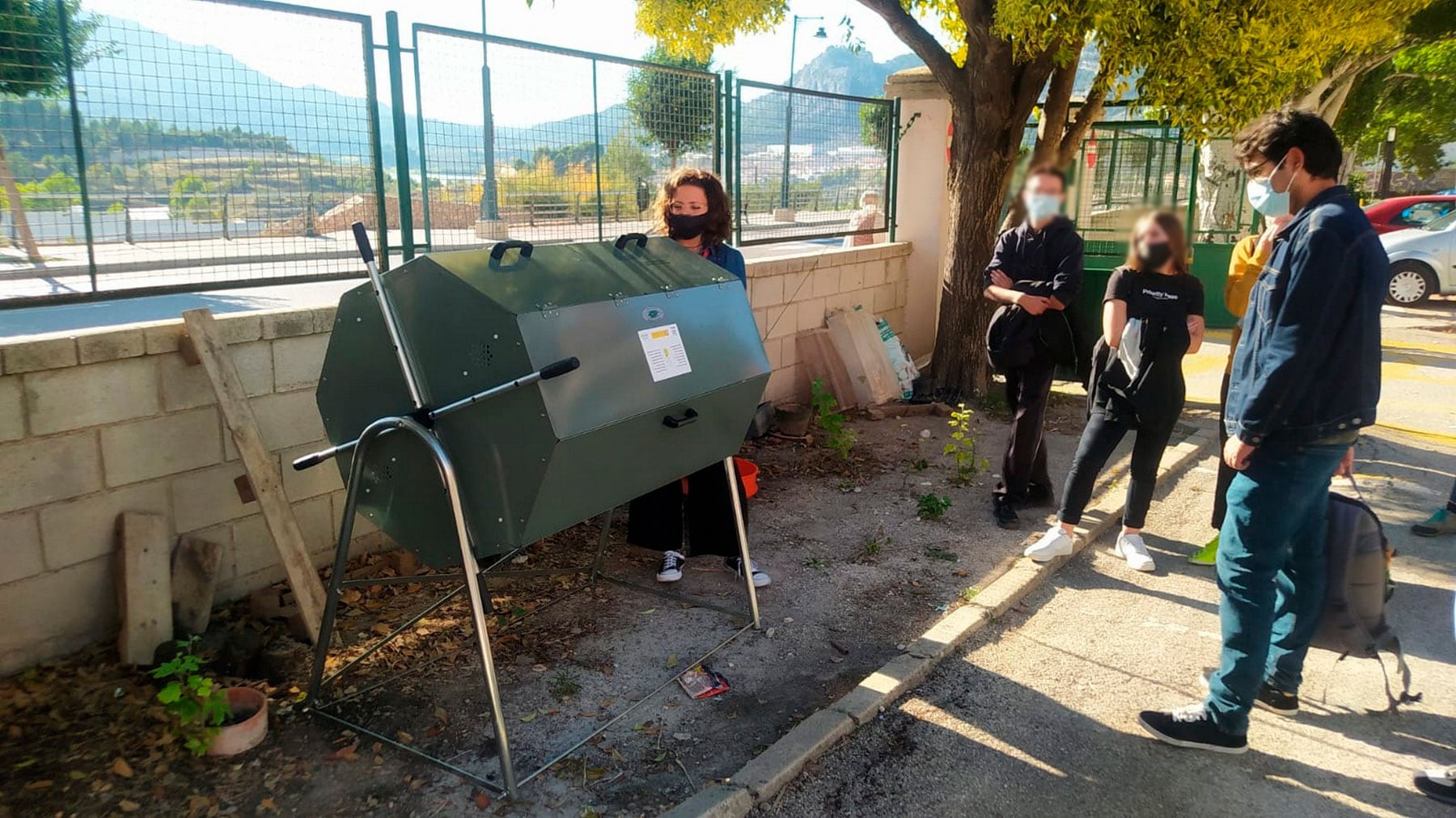 L&#039;IES Pare Vitòria d&#039;Alcoi es uno de los nueve institutos que participan en el proyecto de compostaje del Consorcio Terra.