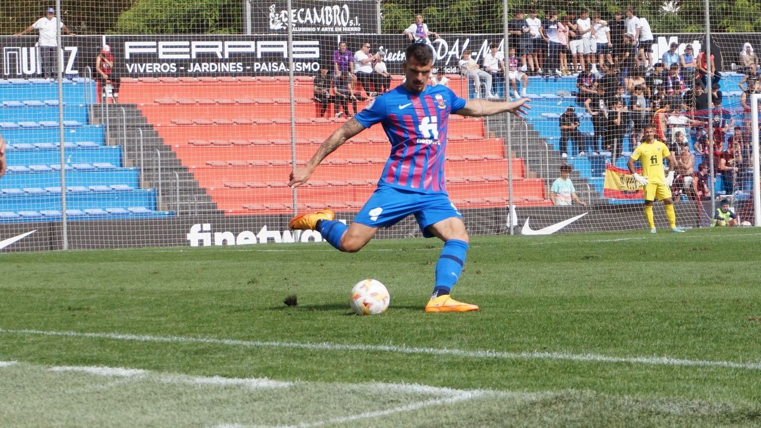 El Eldense quiere volver a ganar fuera de su estadio