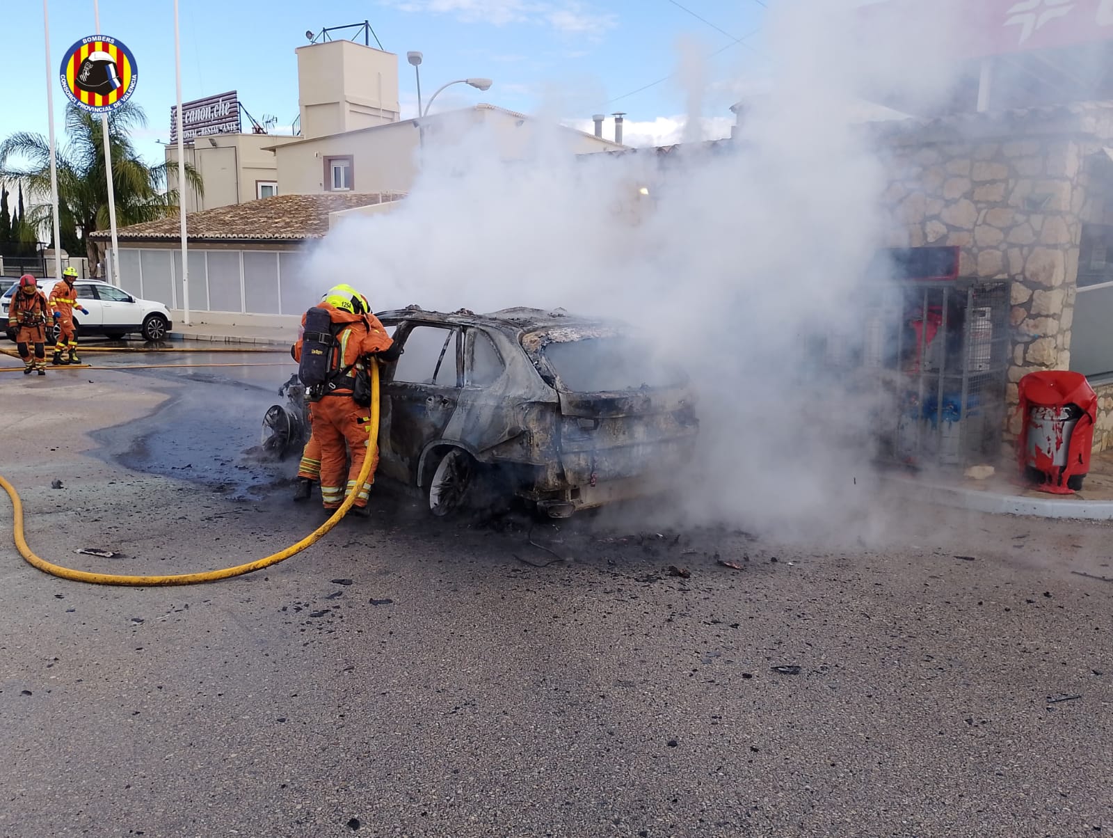 Arde un coche en Beneixida. Fuente: Radio Xàtiva SER