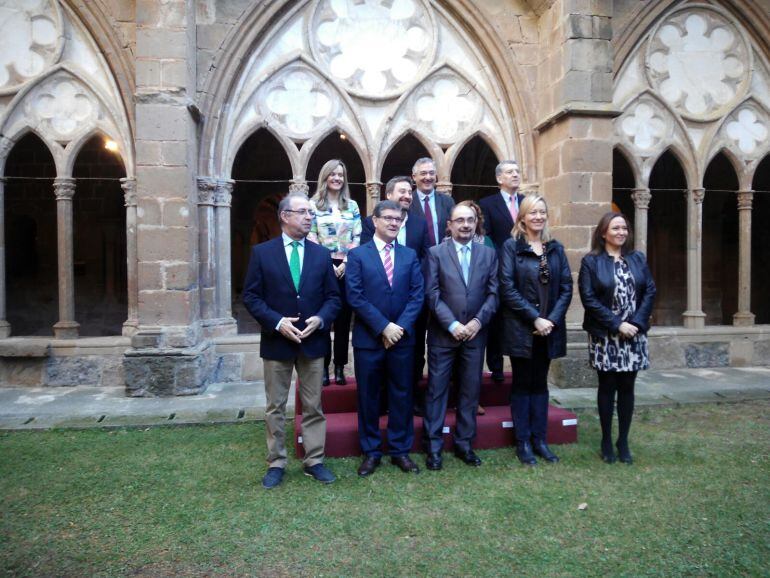 Los consejeros, en el Monasterio de Veruela