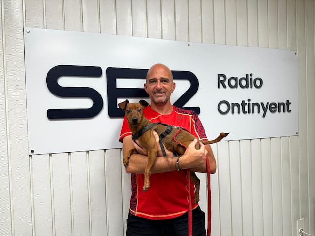 Miguel Ángel con Maia en Radio Ontinyent