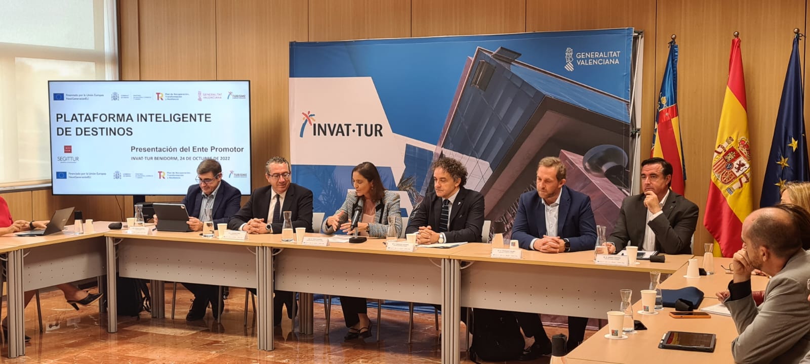 Primera reunión de trabajo de la nueva Plataforma Inteligente de Destinos este lunes en el Invattur de Benidorm con la presencia de la ministra de Turismo Reyes Maroto, el secretario autonómico de Turisme Francesc Colomer o el alcalde de Benidorm Toni Pérez
