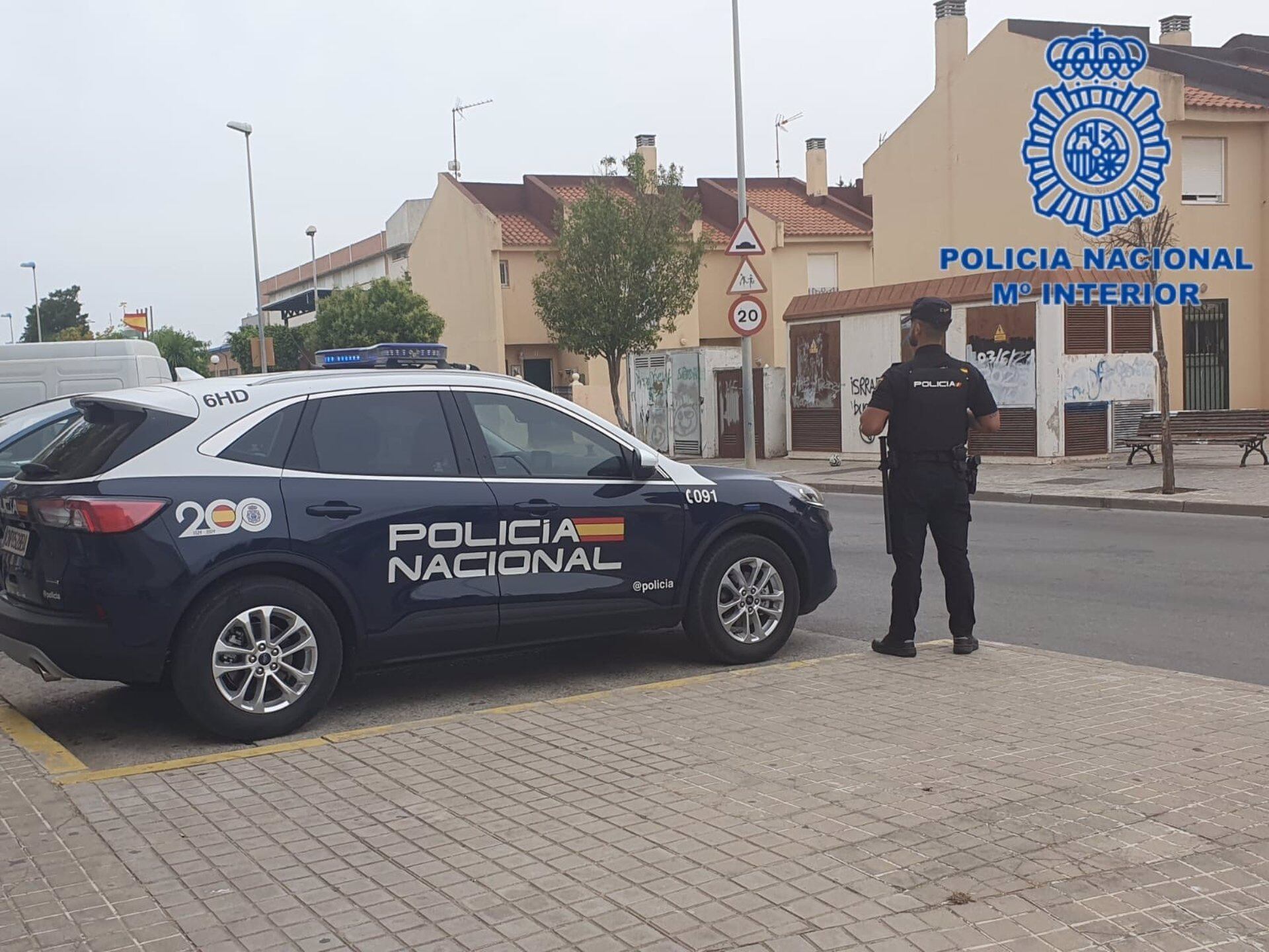 Vehículo policial en Rota