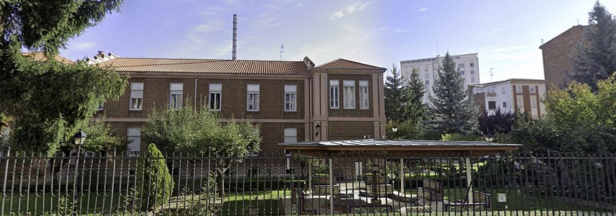 Residencia &#039;Virgen del Camino&#039; en León