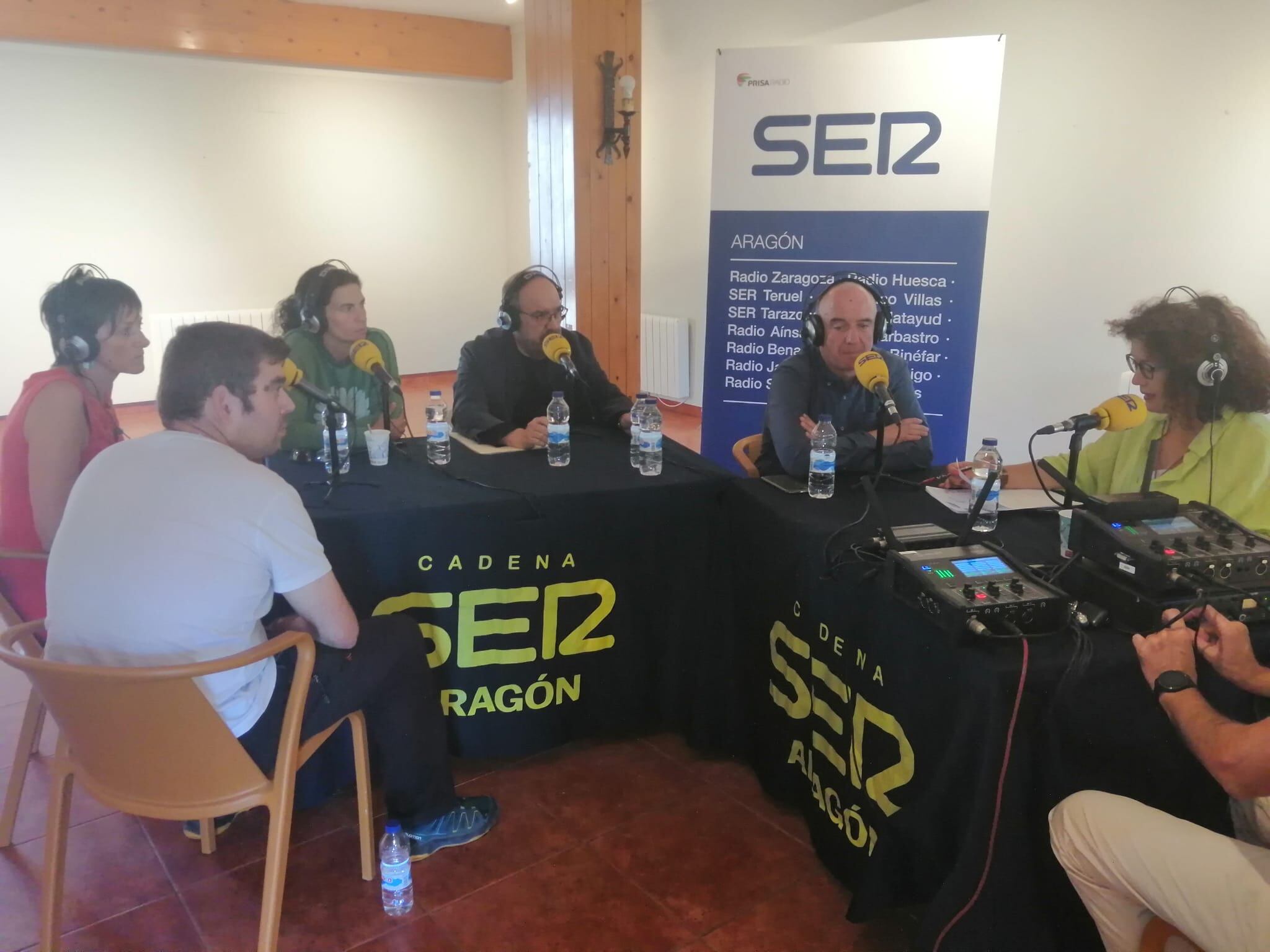 Estudio móvil de Radio Jaca SER Pirineos para SER Aragón