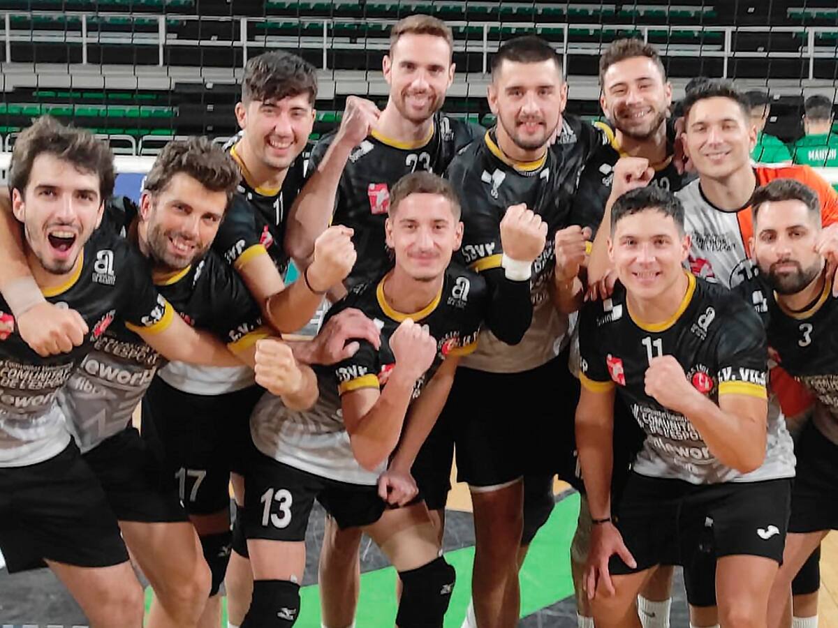 El Cableworld Vólei Villena Petrer regresó de Extremadura con una victoria y una derrota