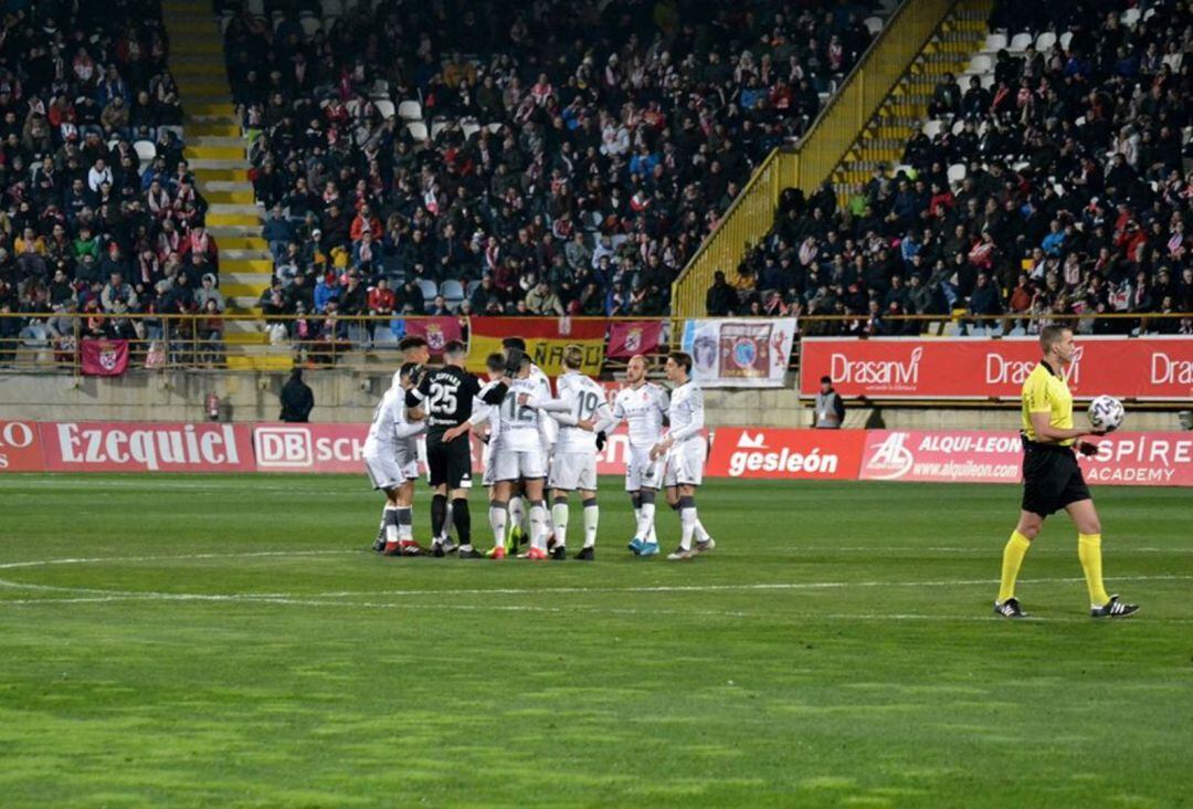 El estadio leonés mantendrá la unión equipo-afición