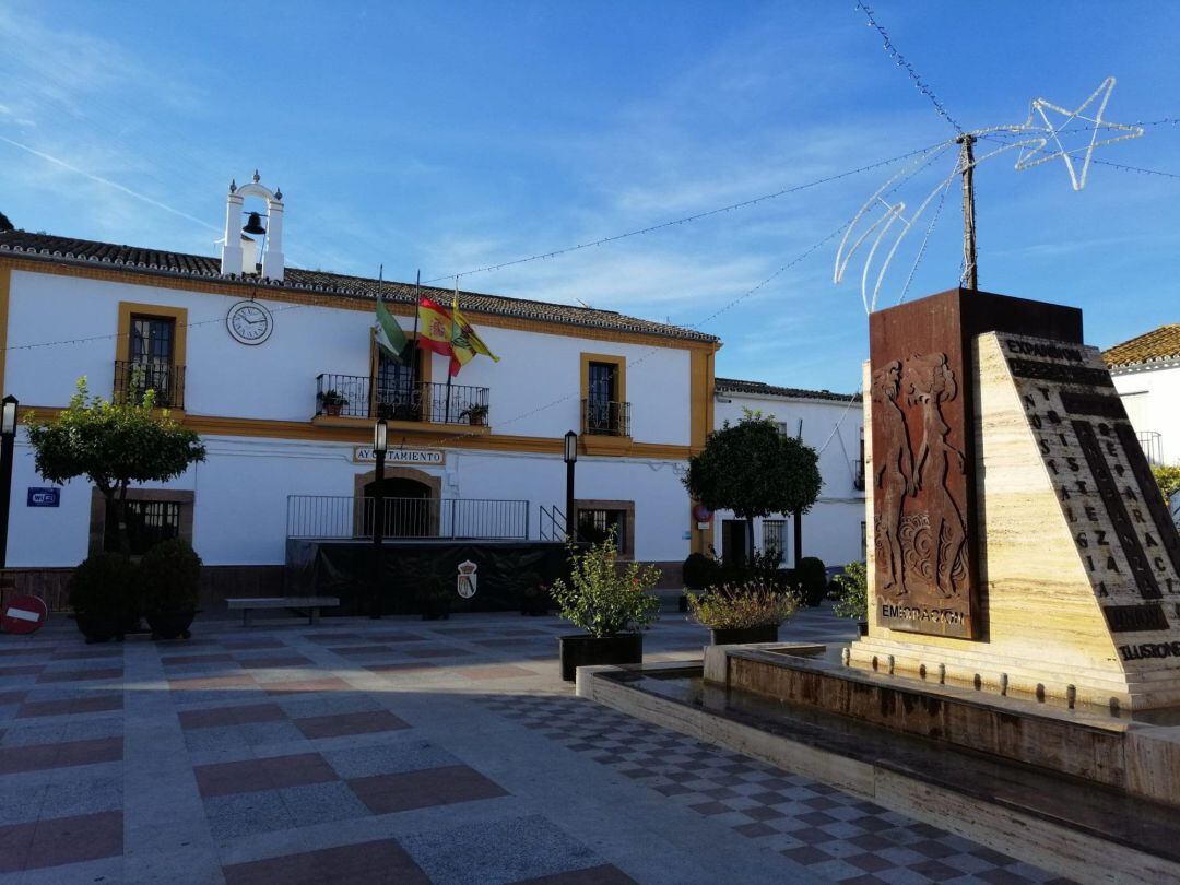 Plaza del Ayuntamiento de Algar en la Sierra de Cádiz