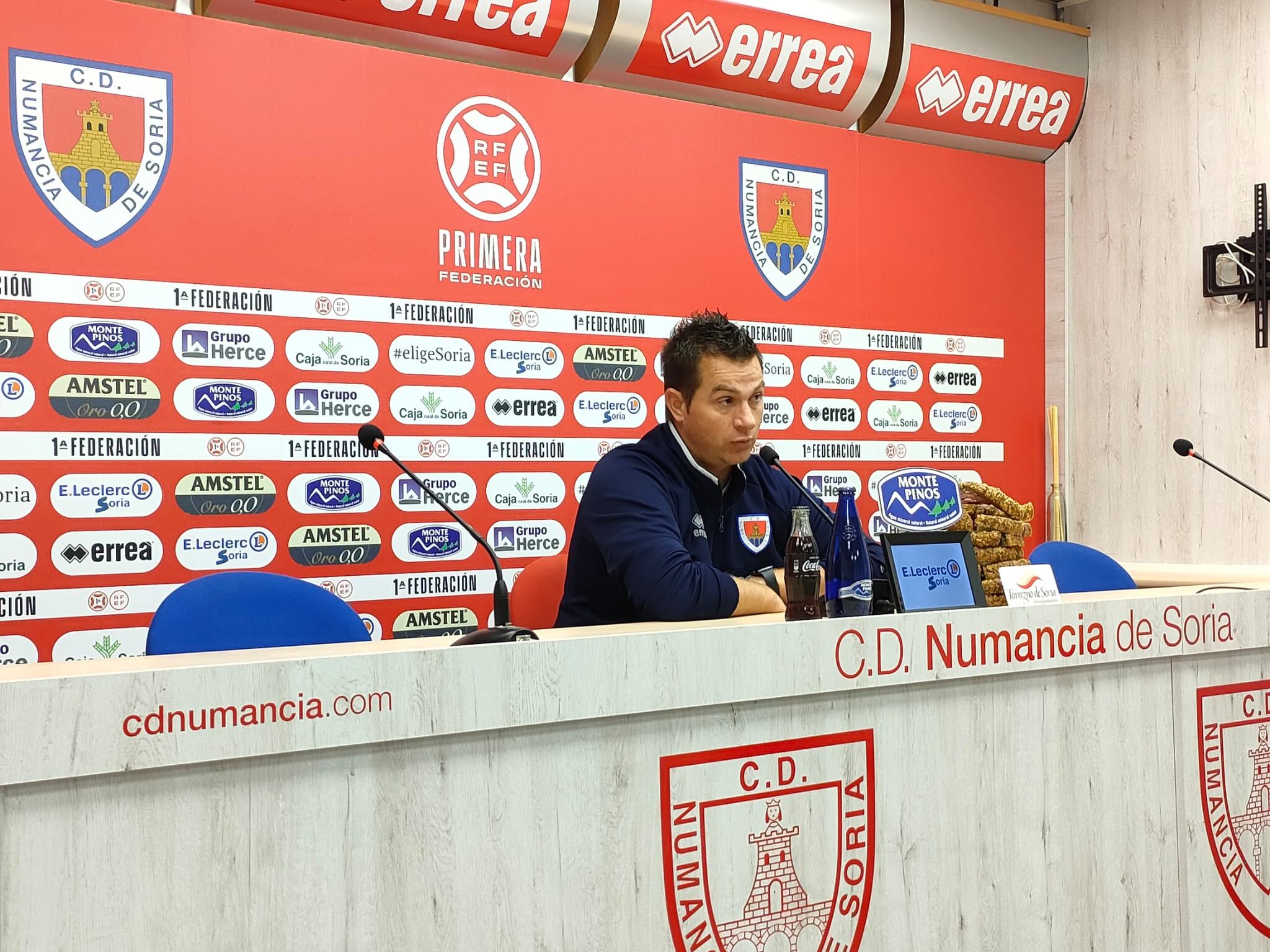 Diego Martínez, entrenador del Numancia, en la rueda de prensa previa a la visita al Calahorra.