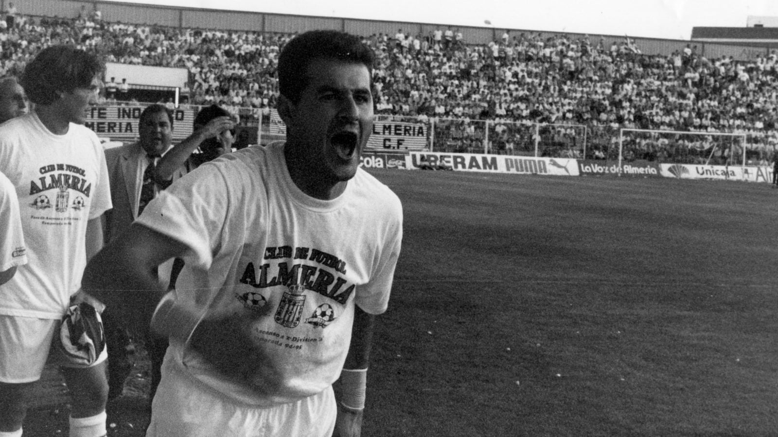 Máxima tensión en la fase de ascenso a Segunda A en 1995 en el Juan Rojas.